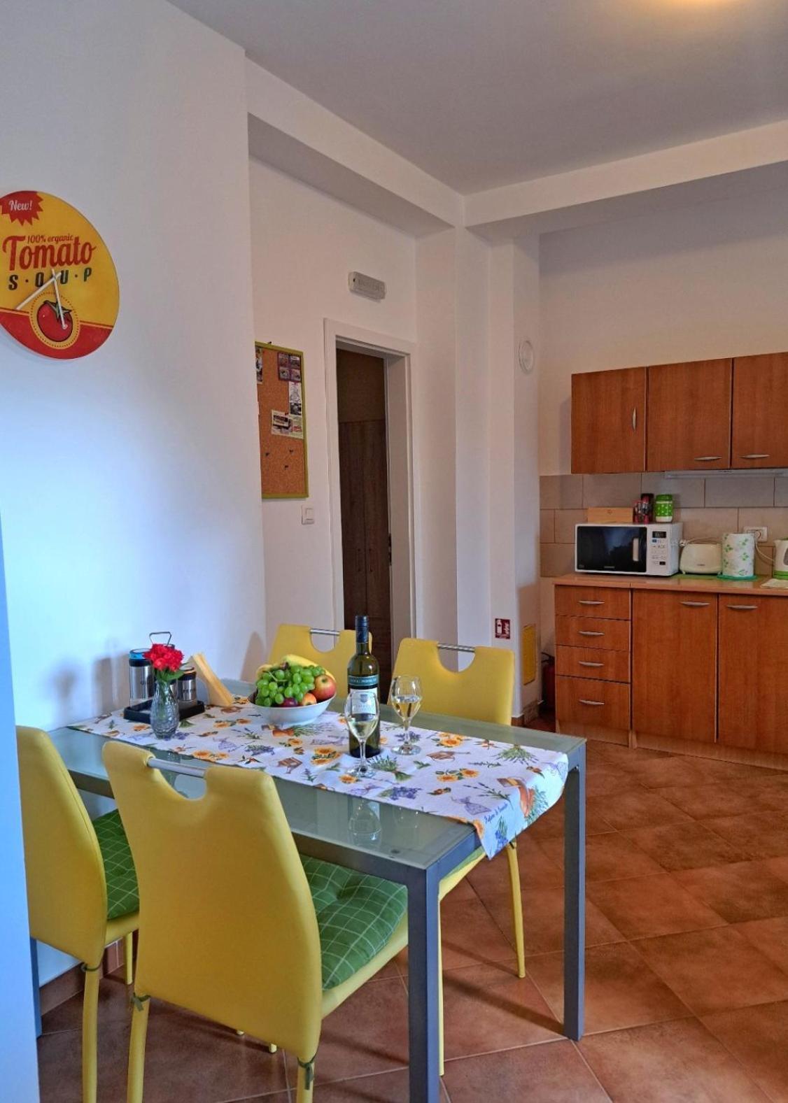 Apartment Katarina Rijeka Bagian luar foto